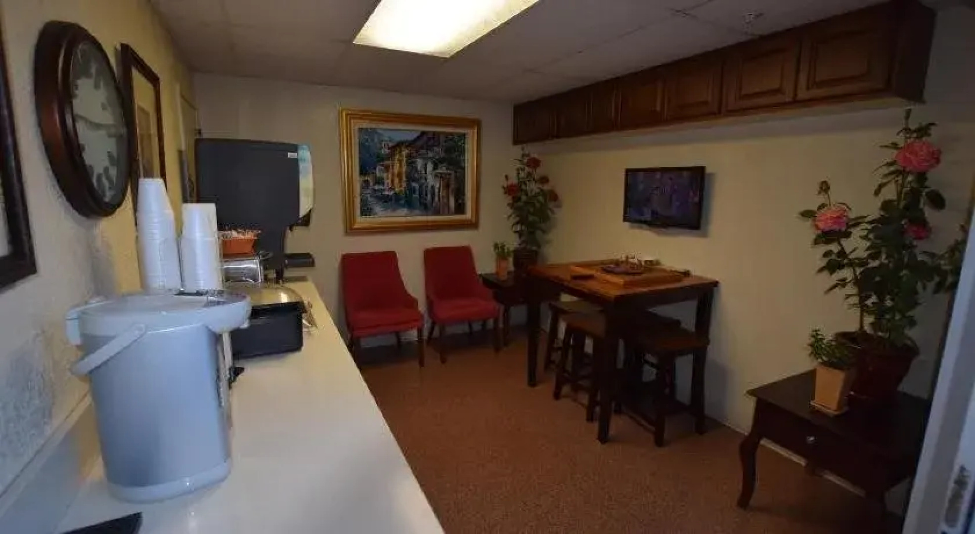 Catalina Courtyard Suites