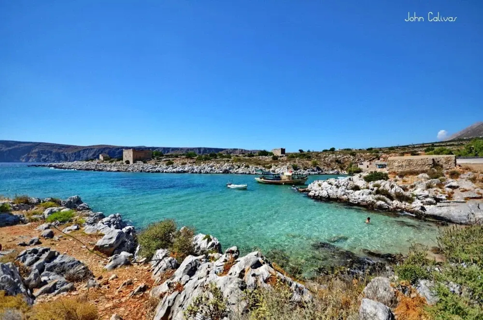 Studio in Gialia, With Wonderful sea View and Enclosed Garden