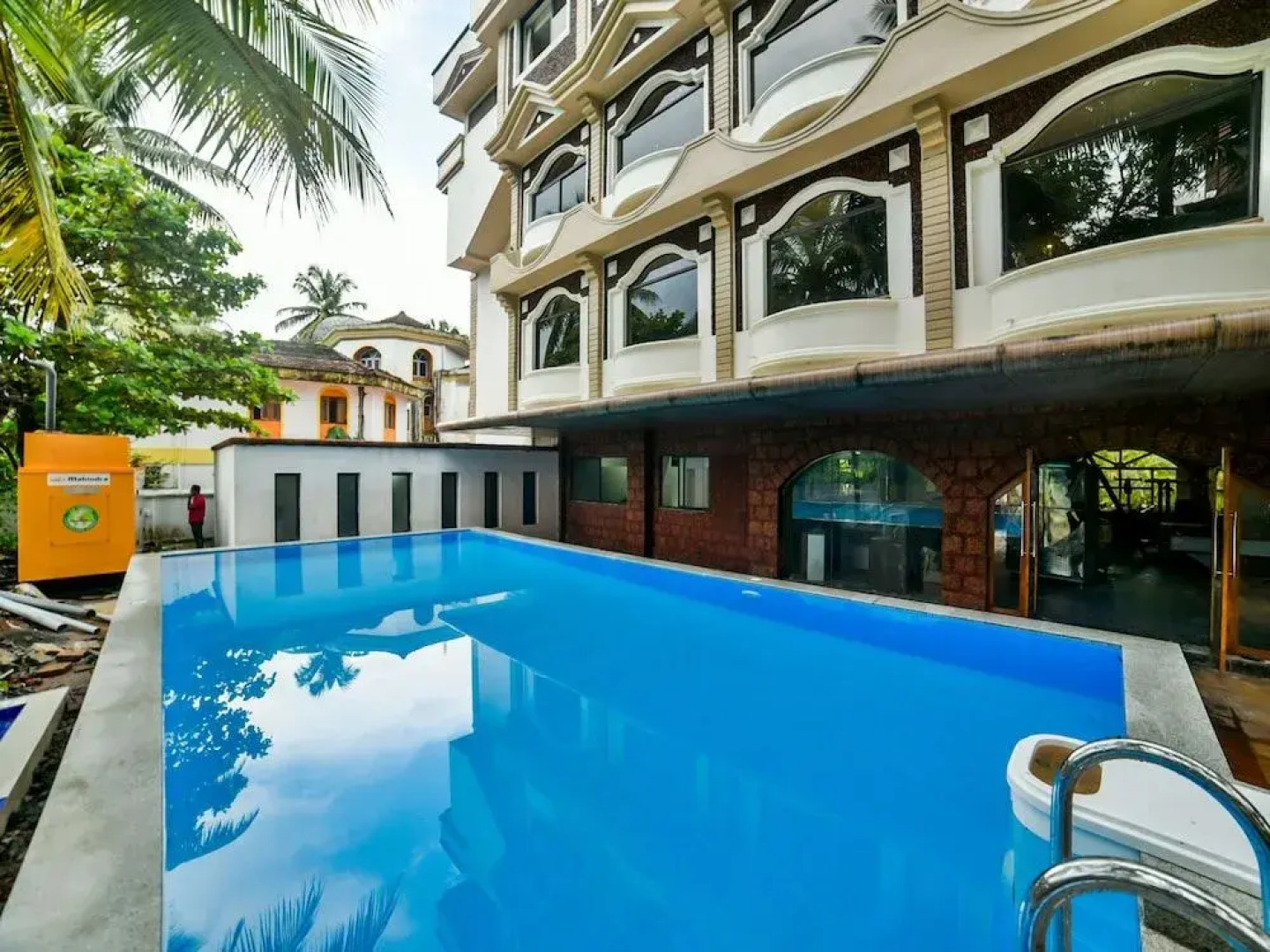 OYO 16096 Flagship Purushottam Hotel Mapusa