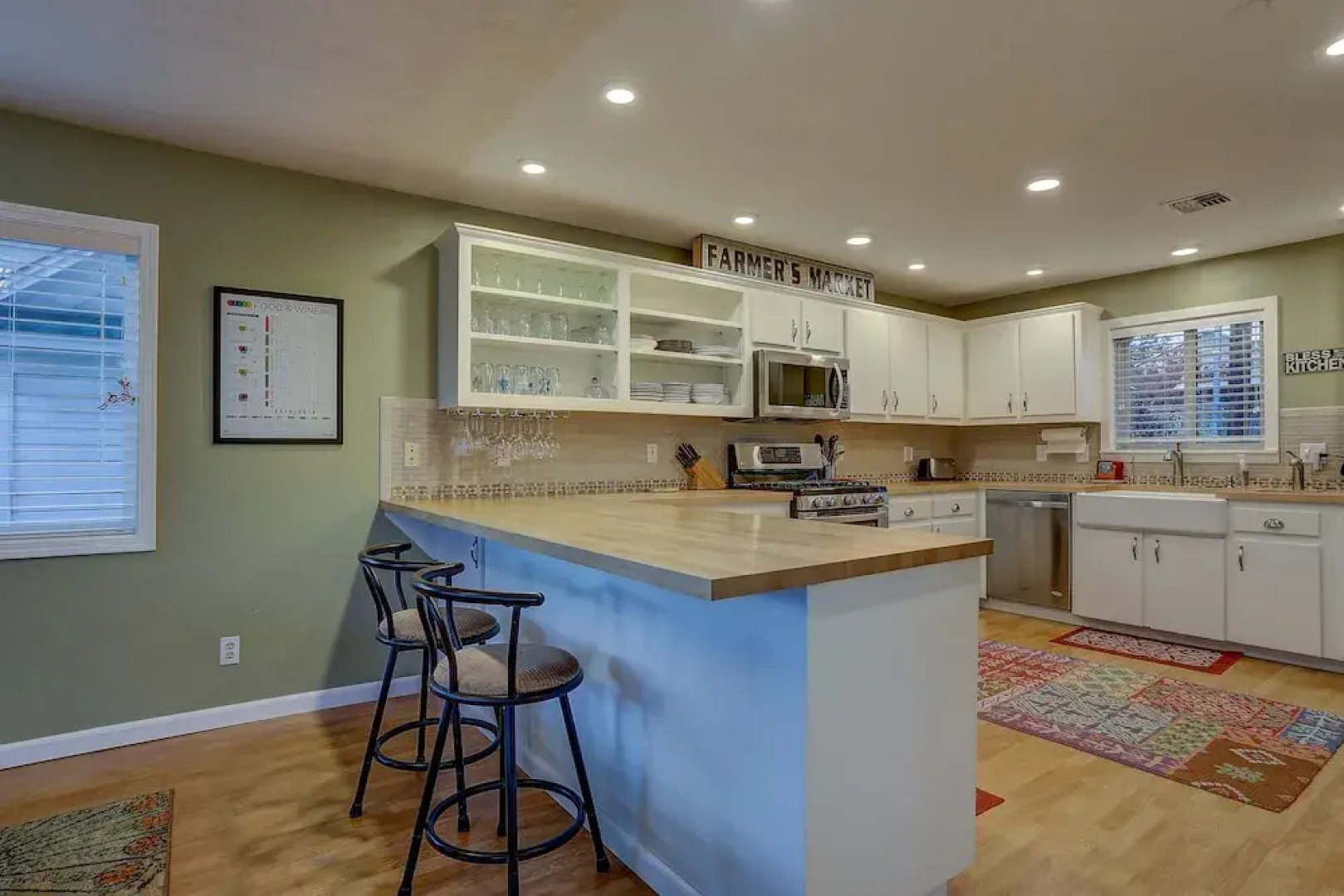 Northern Lights 3 Bedroom Home by RedAwning