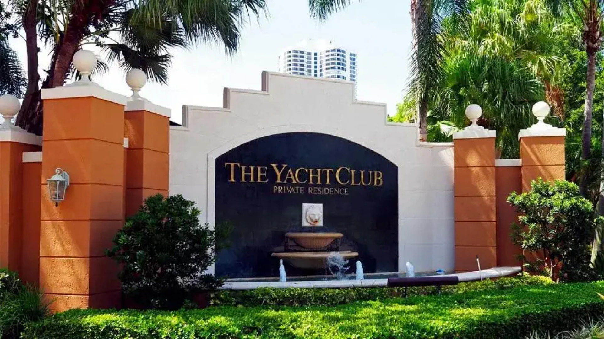 Three-Bedroom Apartment at The Yacht Club Aventura