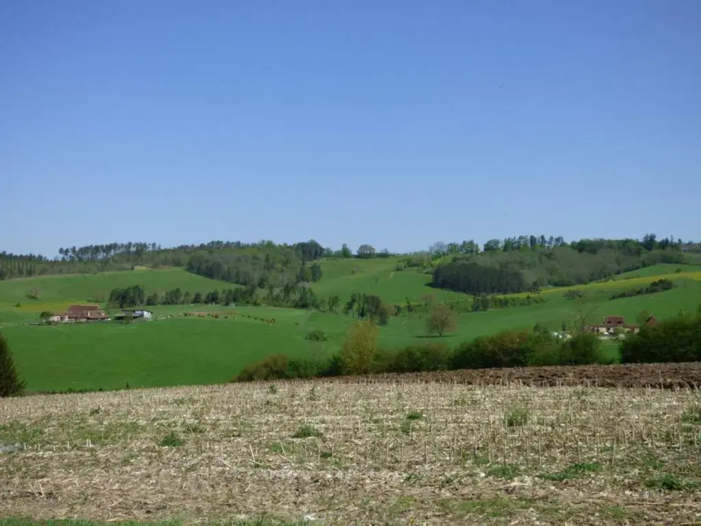 Gîte Saint-Pierre-de-Chignac, 3 pièces, 6 personnes - FR-1-616-18