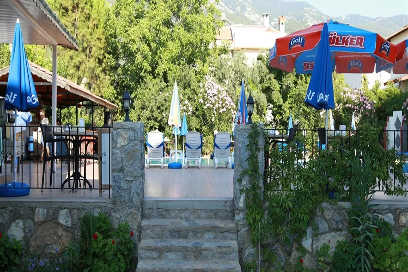 The Green Valley Hotel