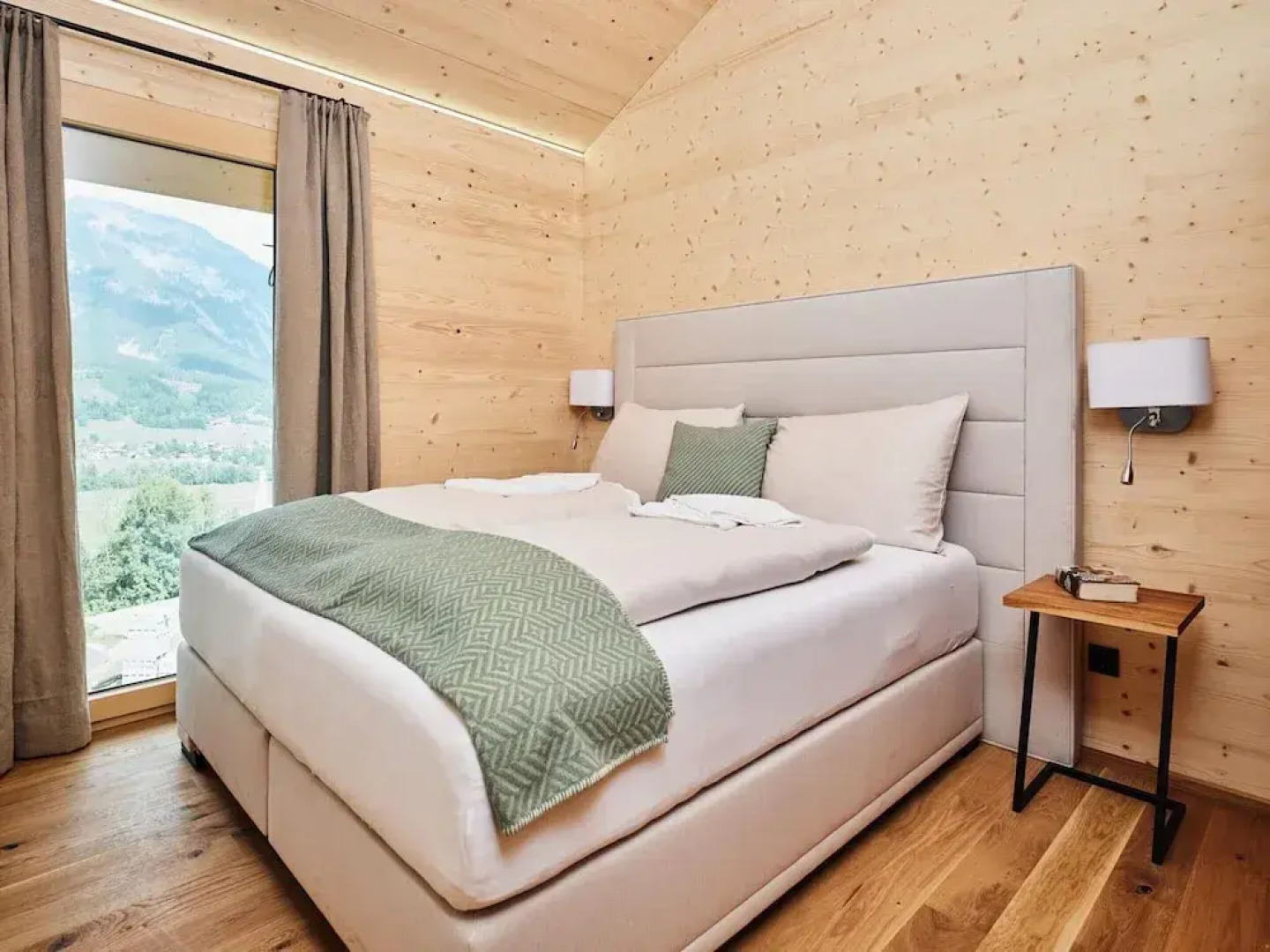 Lovely Apartment With Terrace