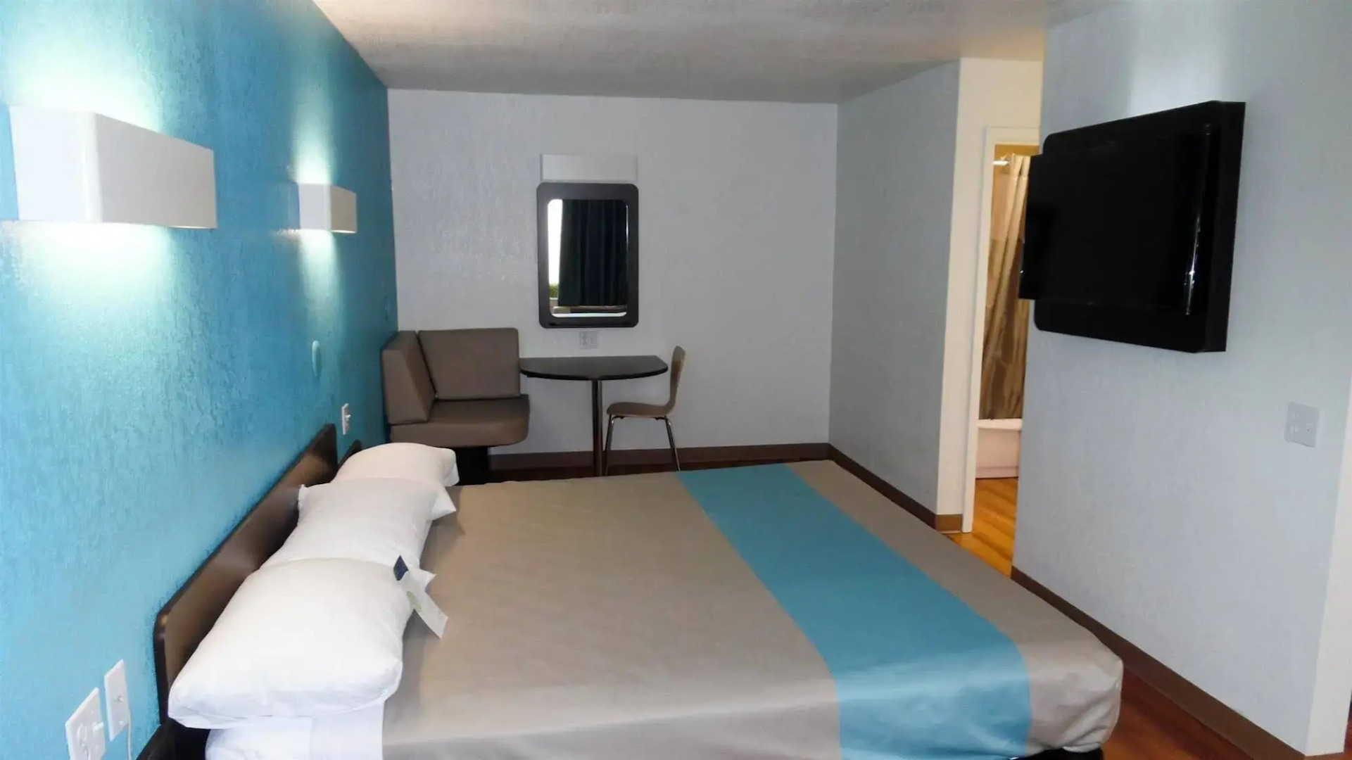 Motel 6 Dallas - Irving DFW Airport East