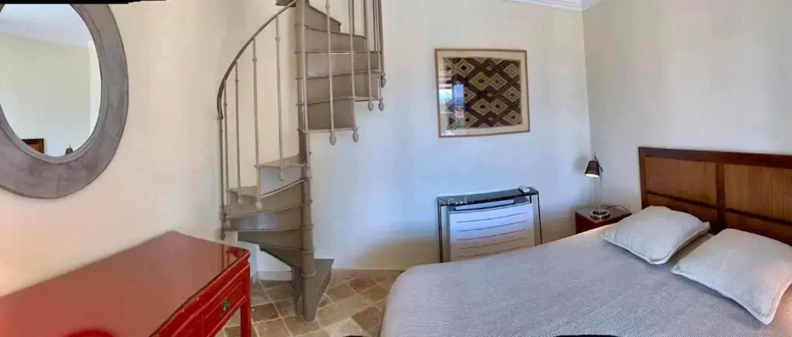 La Tour des Beaumes à GORDES avec Piscine Privée -