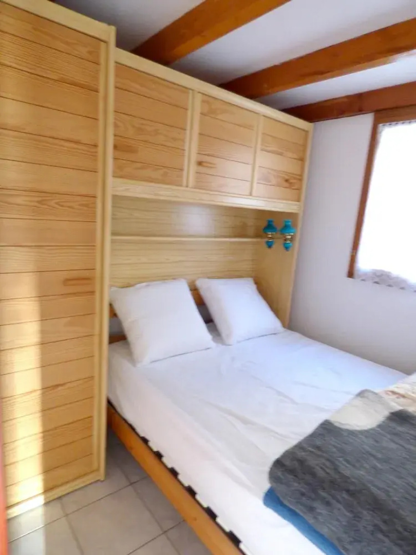 House With 2 Bedrooms in Gruissan, With Terrace - 100 m From the Beach