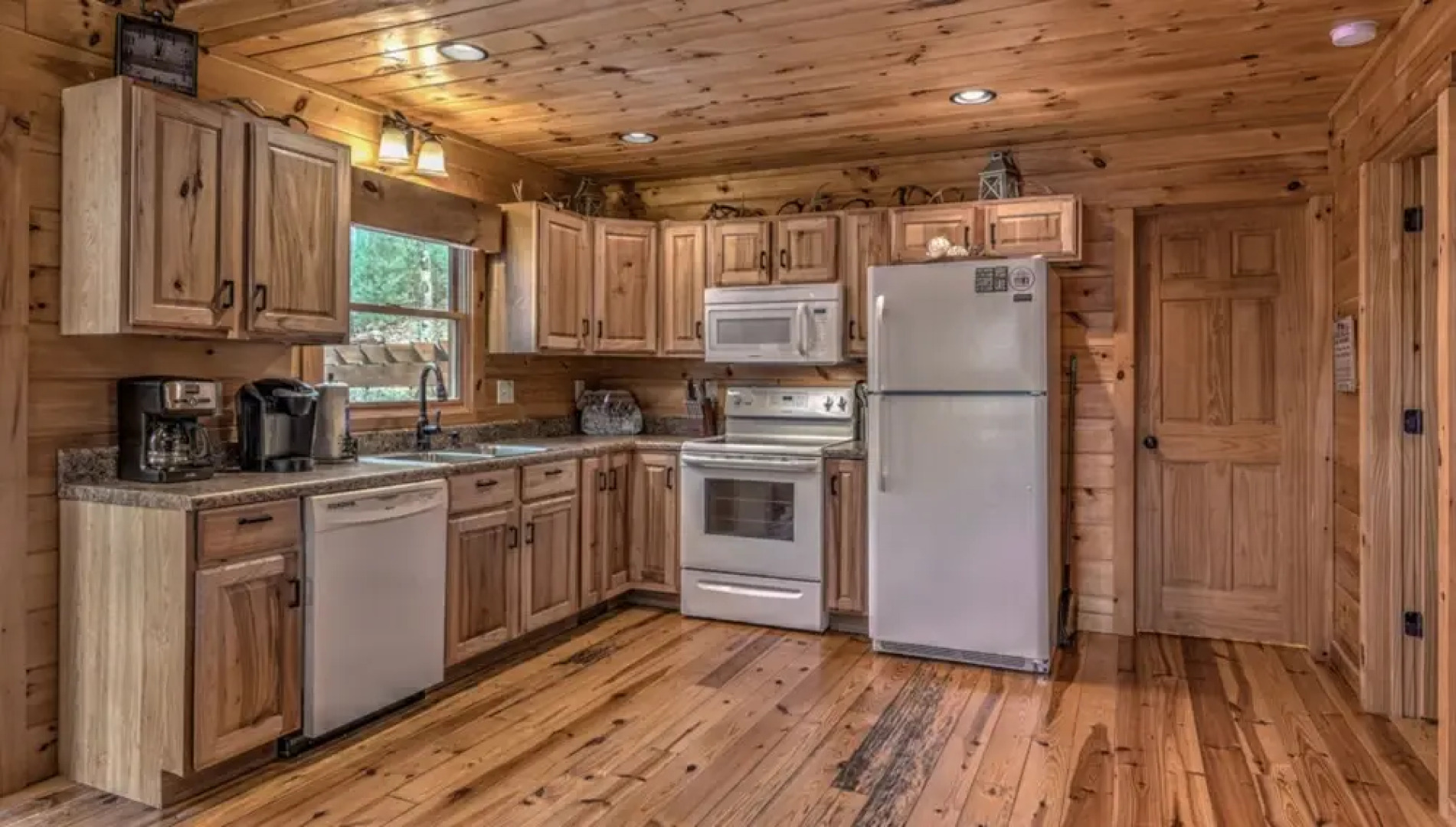 Cozy Cub Cabin by Escape to Blue Ridge