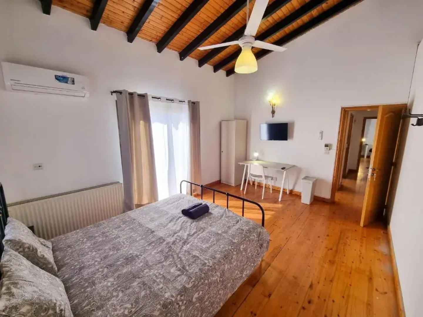 Mountains Retreat Rooms & Suites