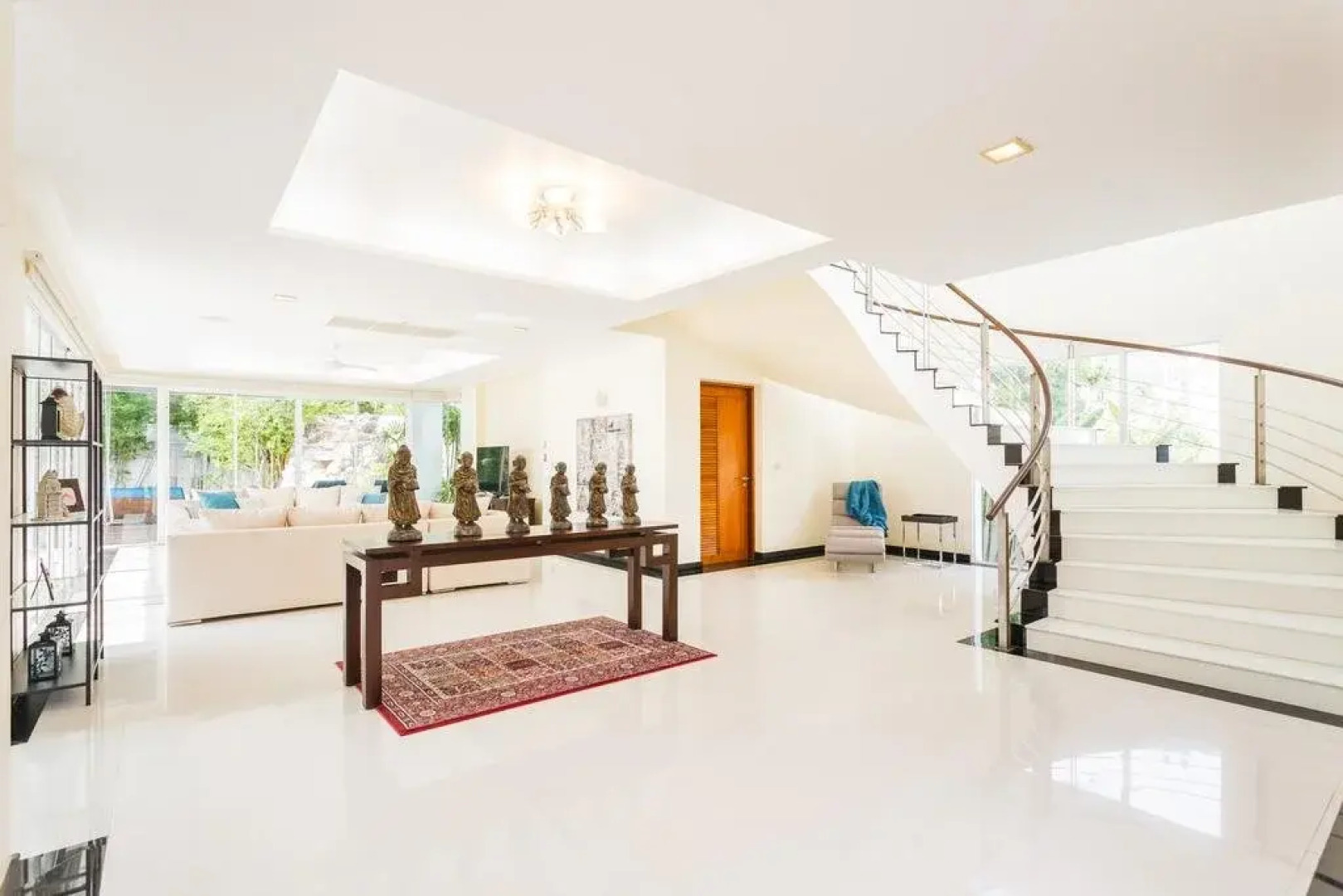 Kyerra Villa by Lofty