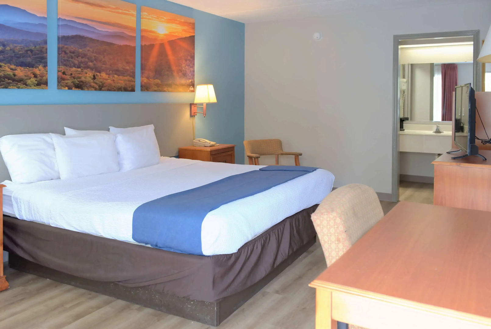 Days Inn by Wyndham Harriman