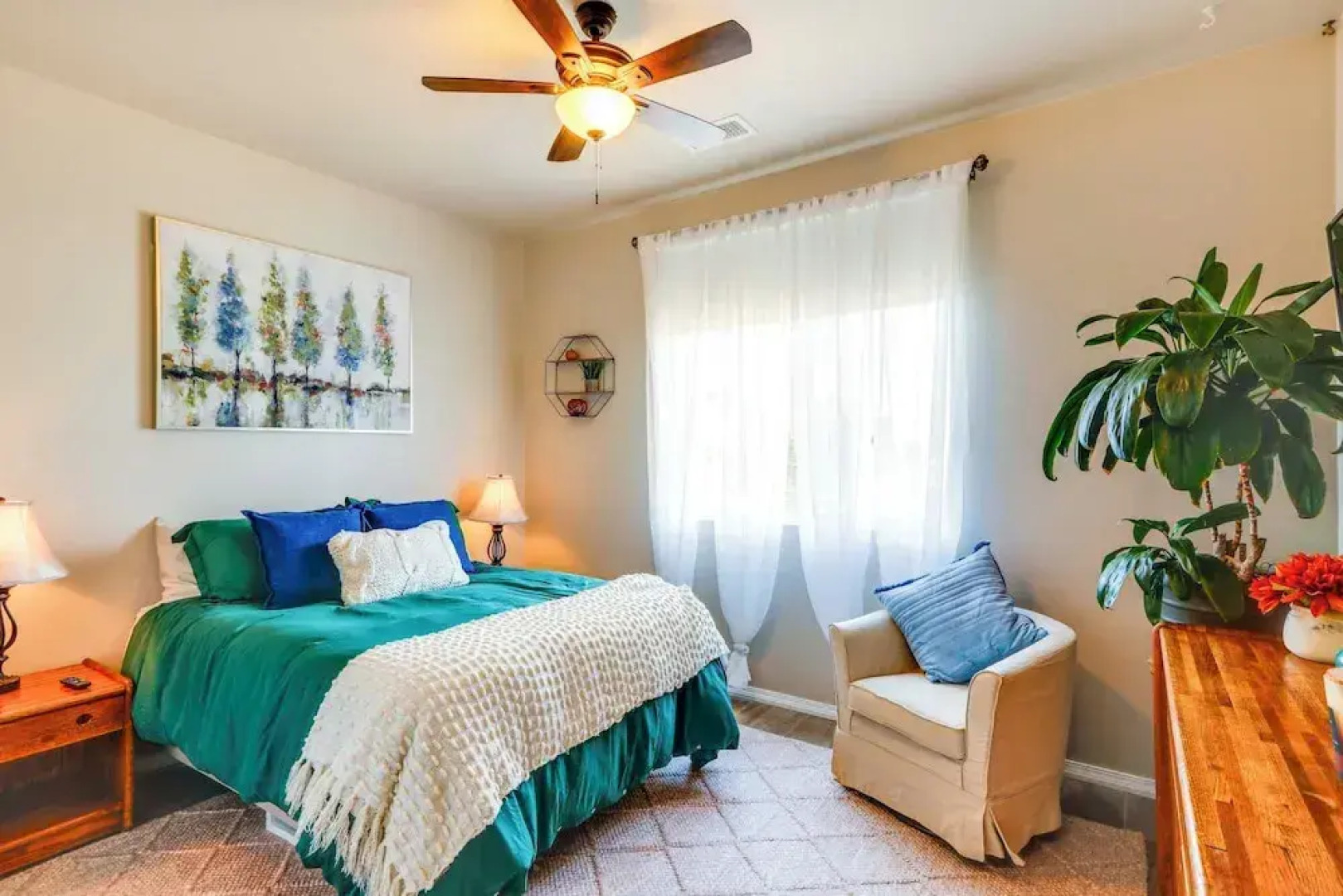 Flagstaff Home w/ Backyard Oasis: 38 Mi to Sedona!