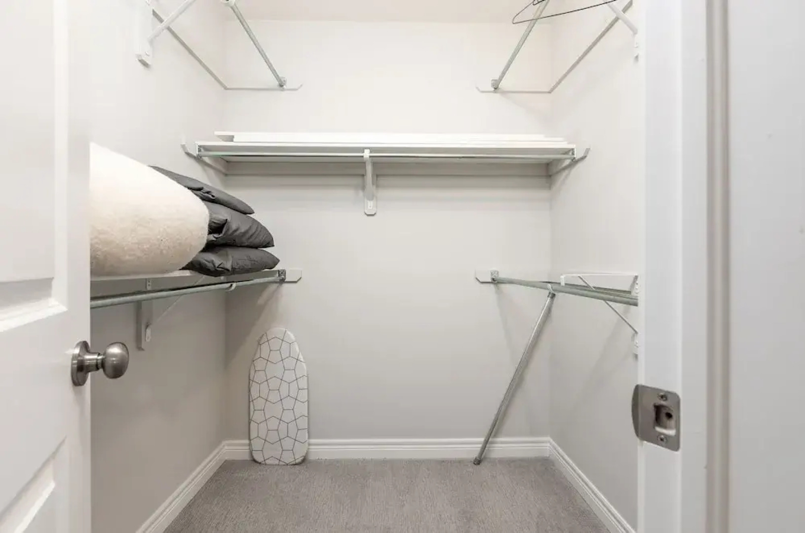 Luxury Entire house mins Niagara falls & Brock uni