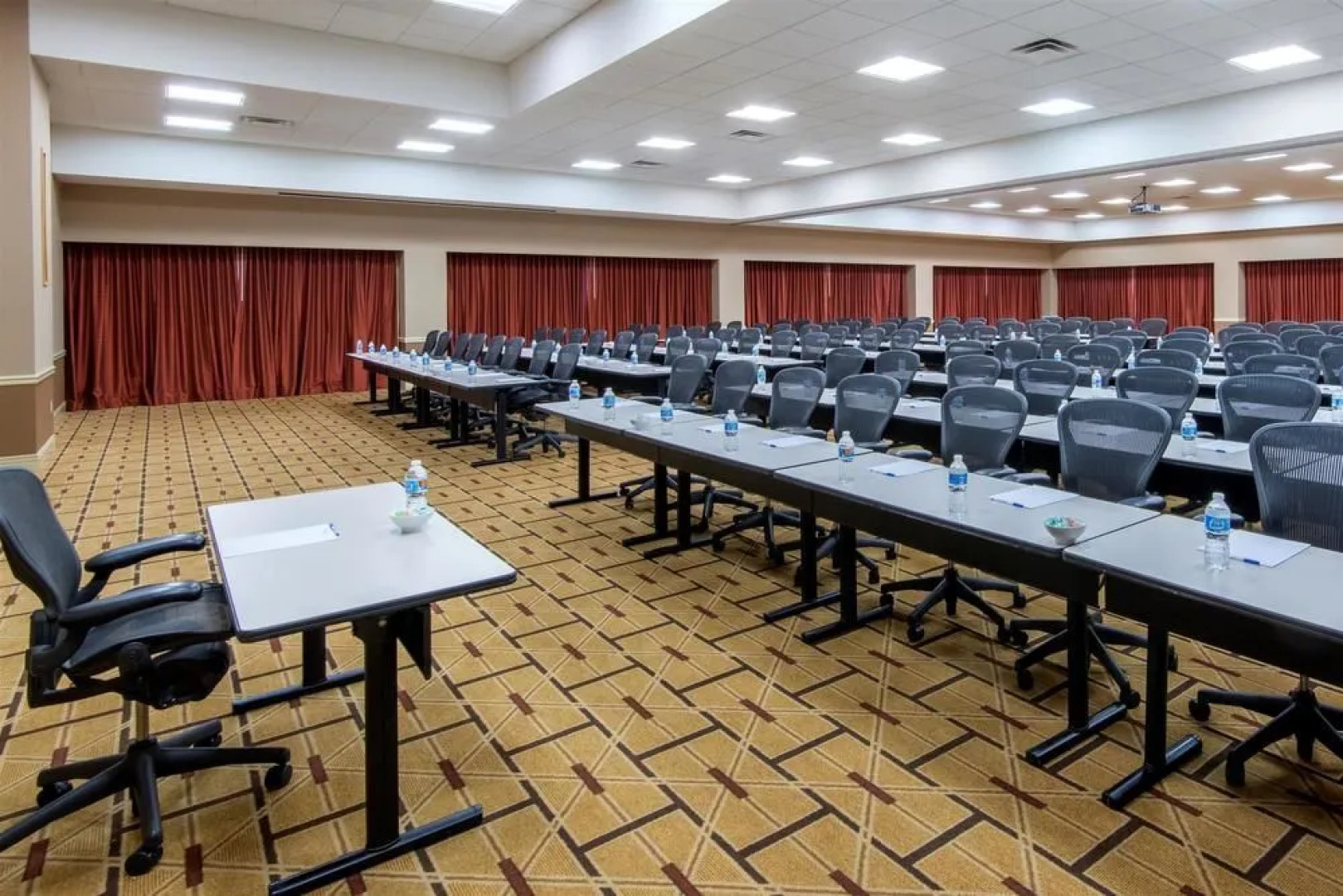 Wyndham Hamilton Park Hotel and Conference Center