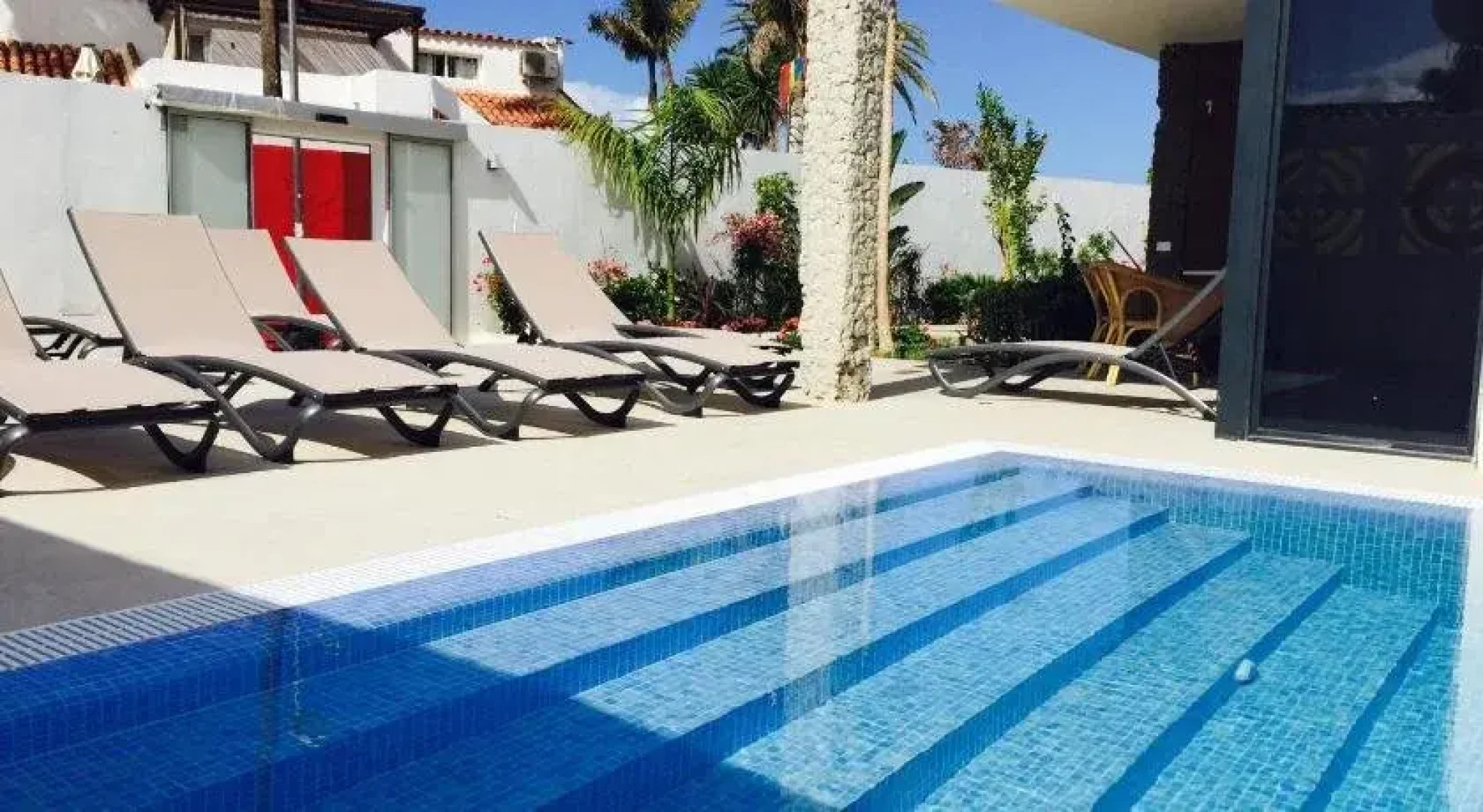 Parthenon - Только для взрослых