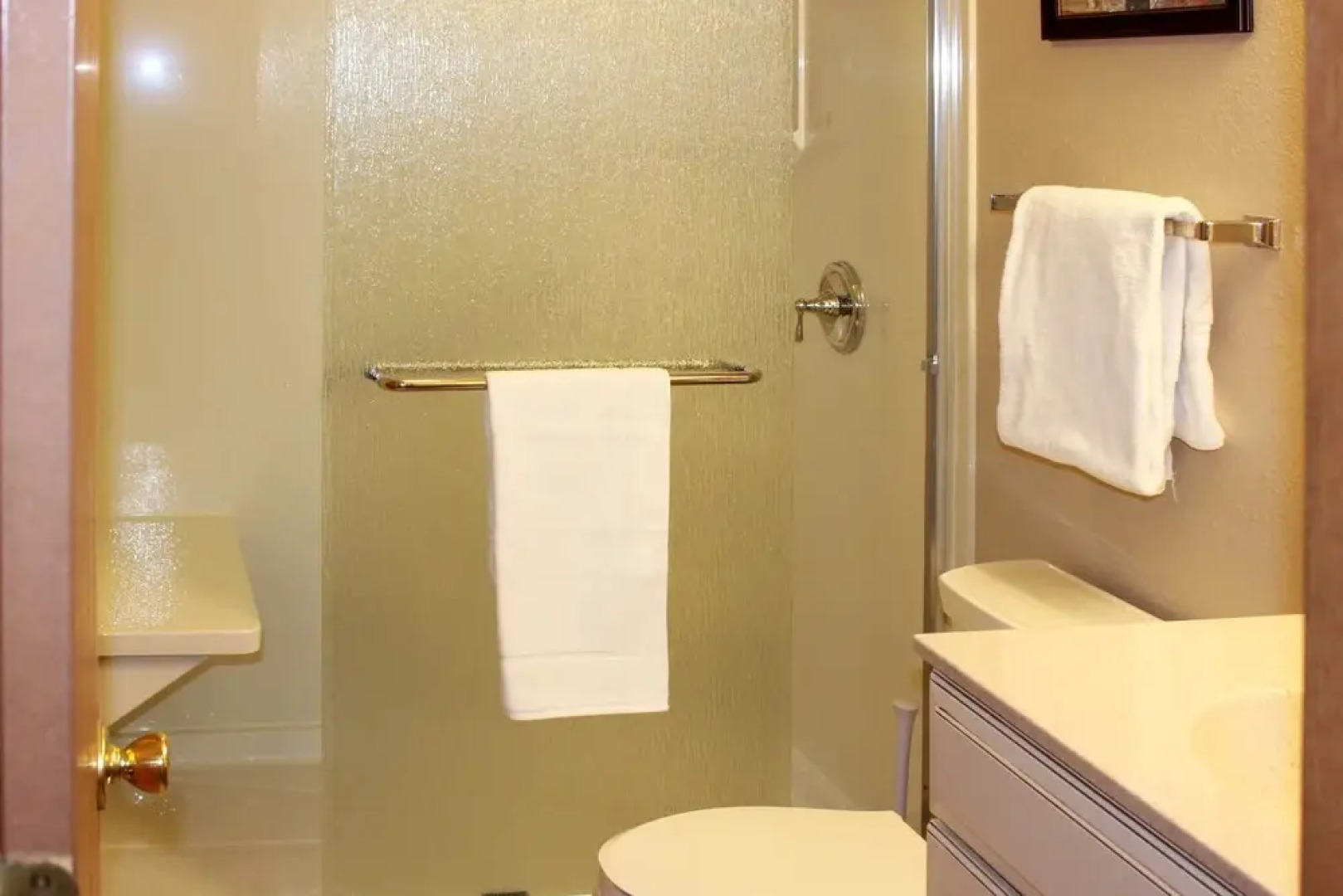 ~1 Mi to Silver Dollar City: Branson Condo