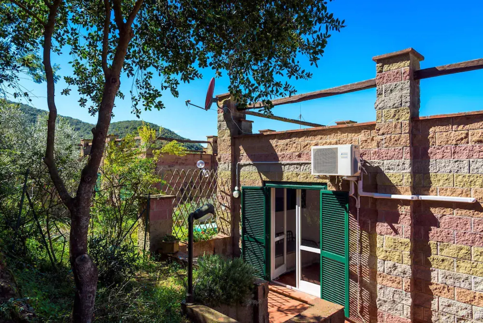 Apartment in Bagnaia Near Gulf of Portoferraio