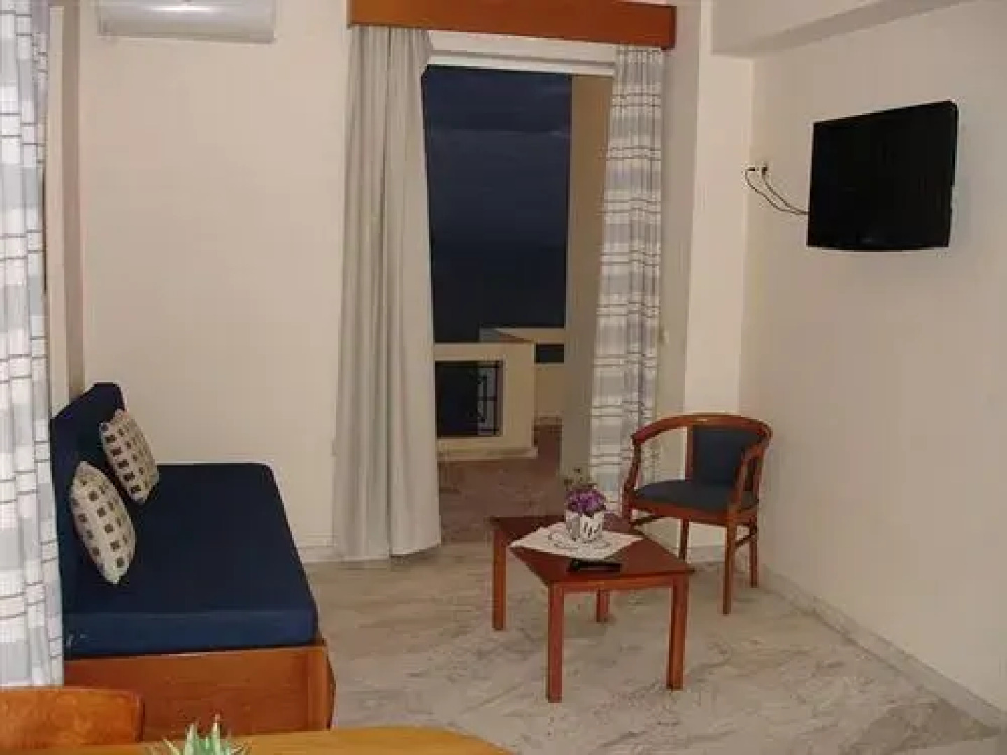 Nea Elena Luxurious Apartments