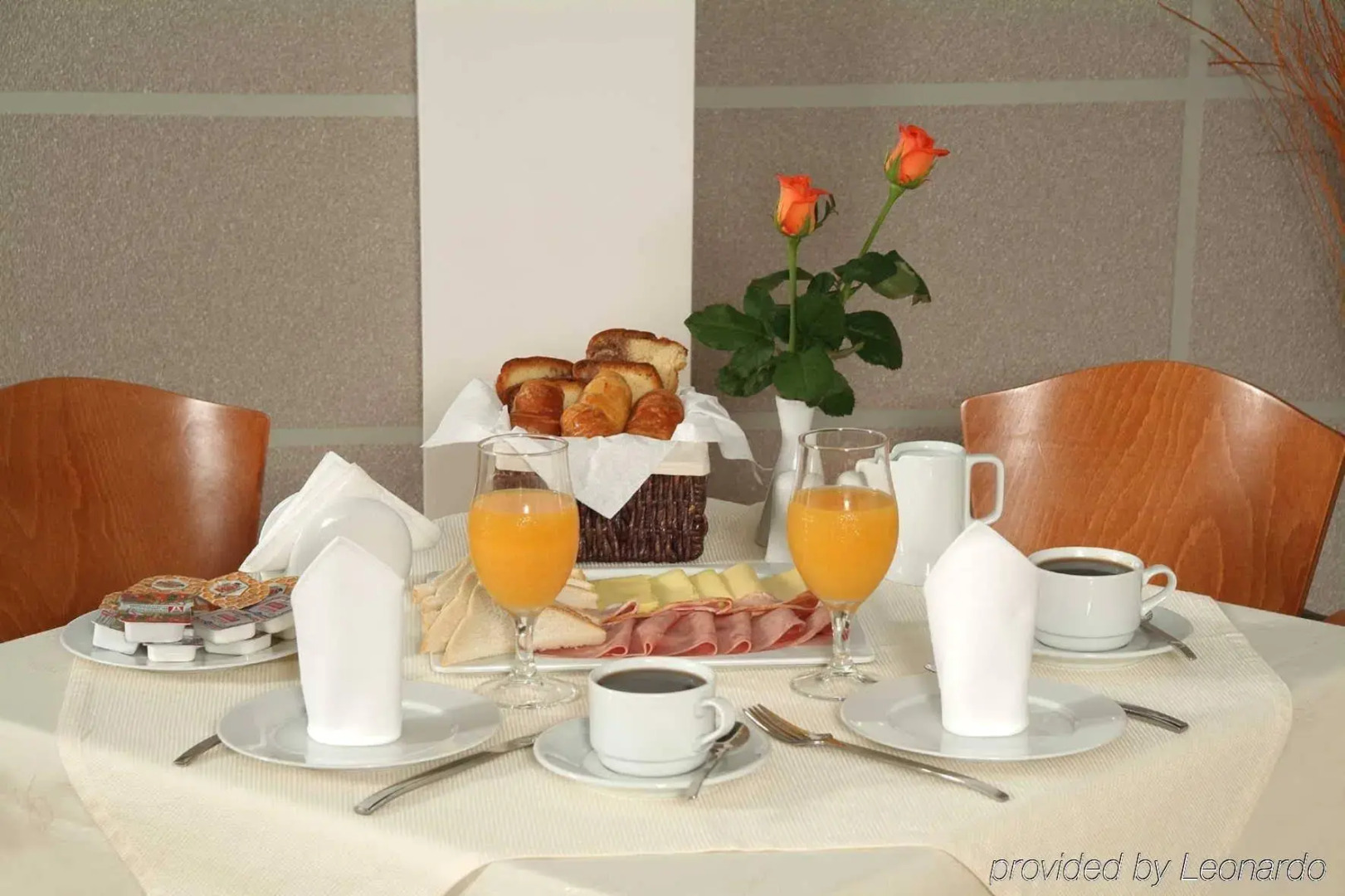 The Athens Mirabello