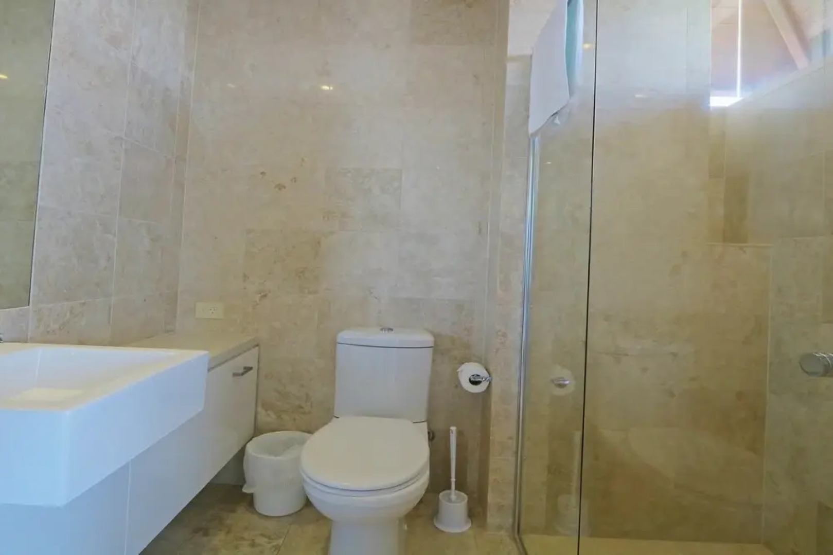 312 King Studio Plus One Bedroom