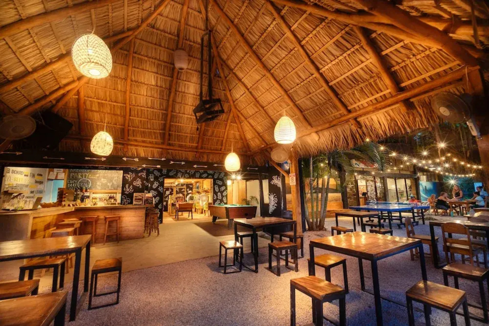 La Oveja Negra Tamarindo Hostel and Surf Camp - Adults Only