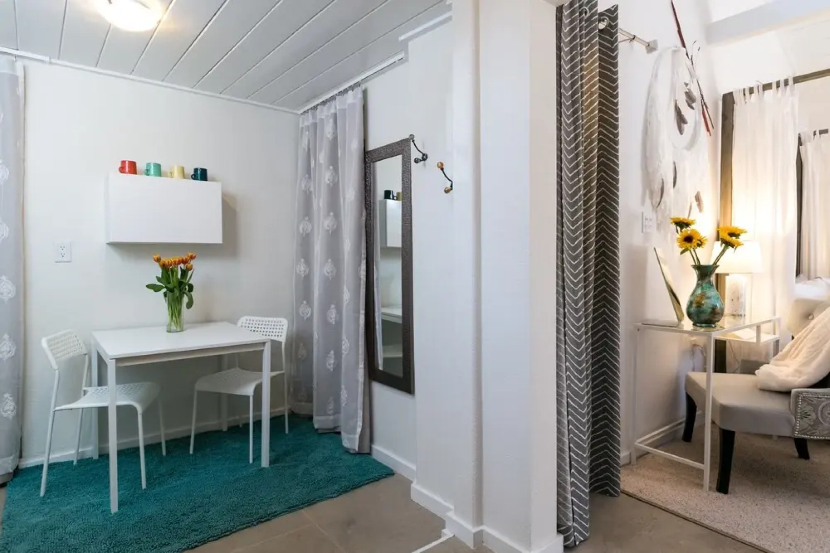 Oak View Studio Near Lake & Ojai - 1 Br apts by RedAwning