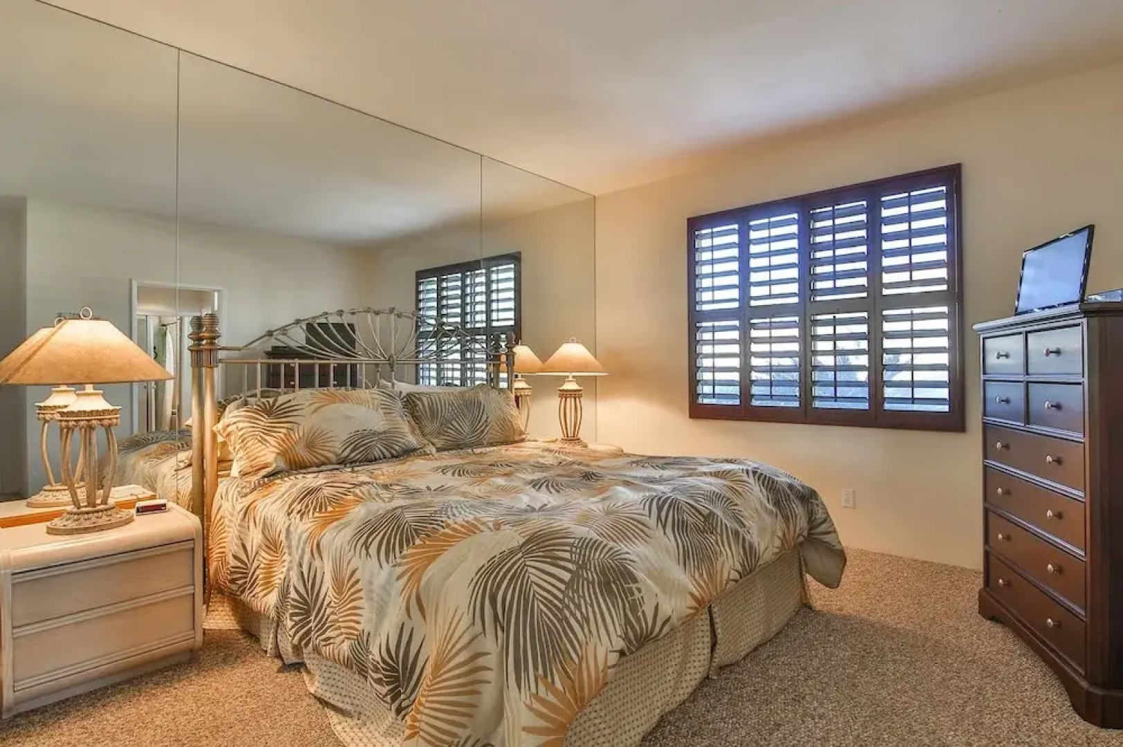 Golfers Paradise on the 5th Hole - Three Bedroom Condo