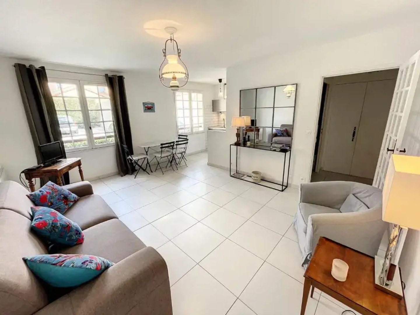 Studio Avec Parking Prive