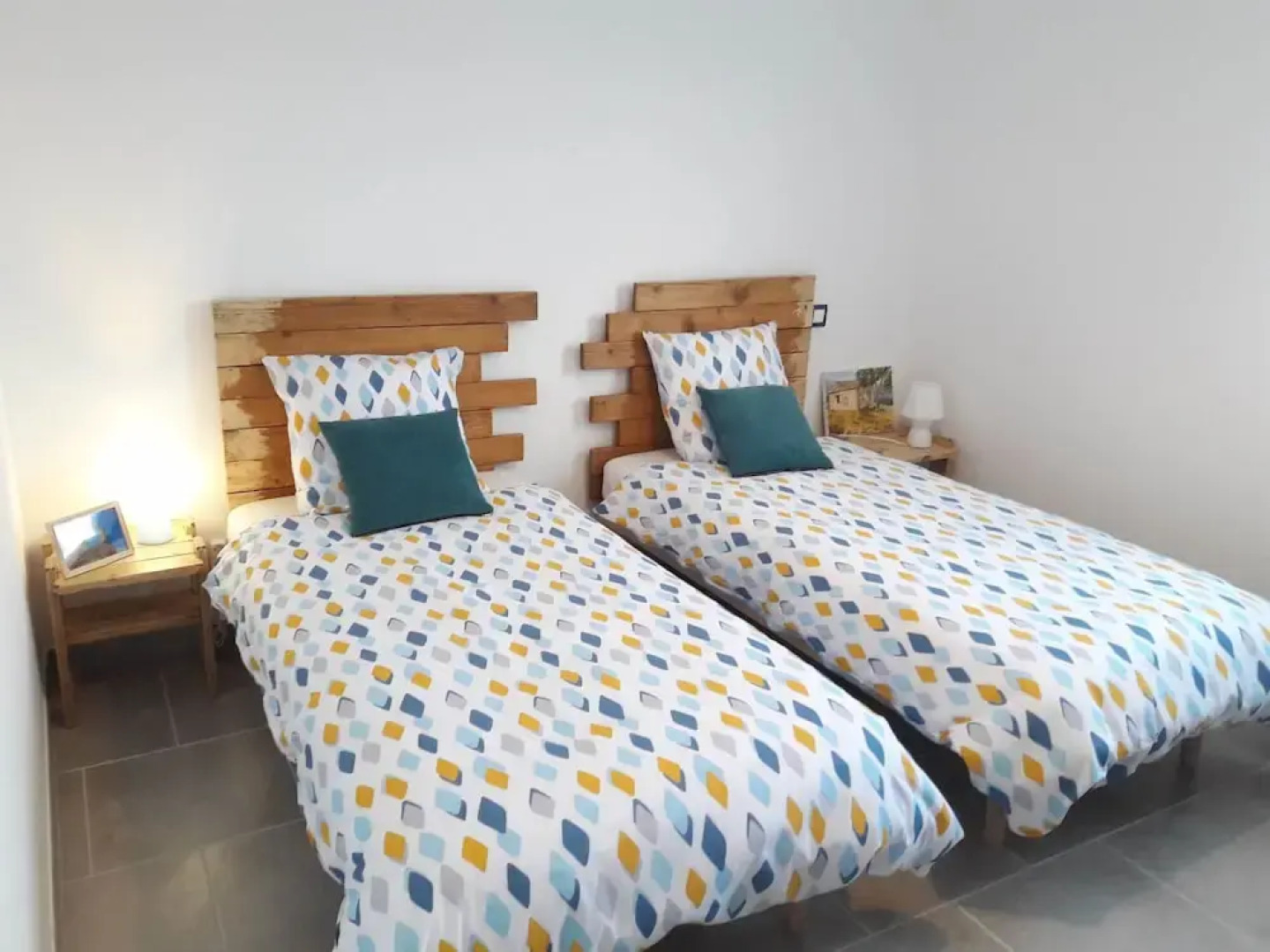 A 2 pas des vignes numéro 6