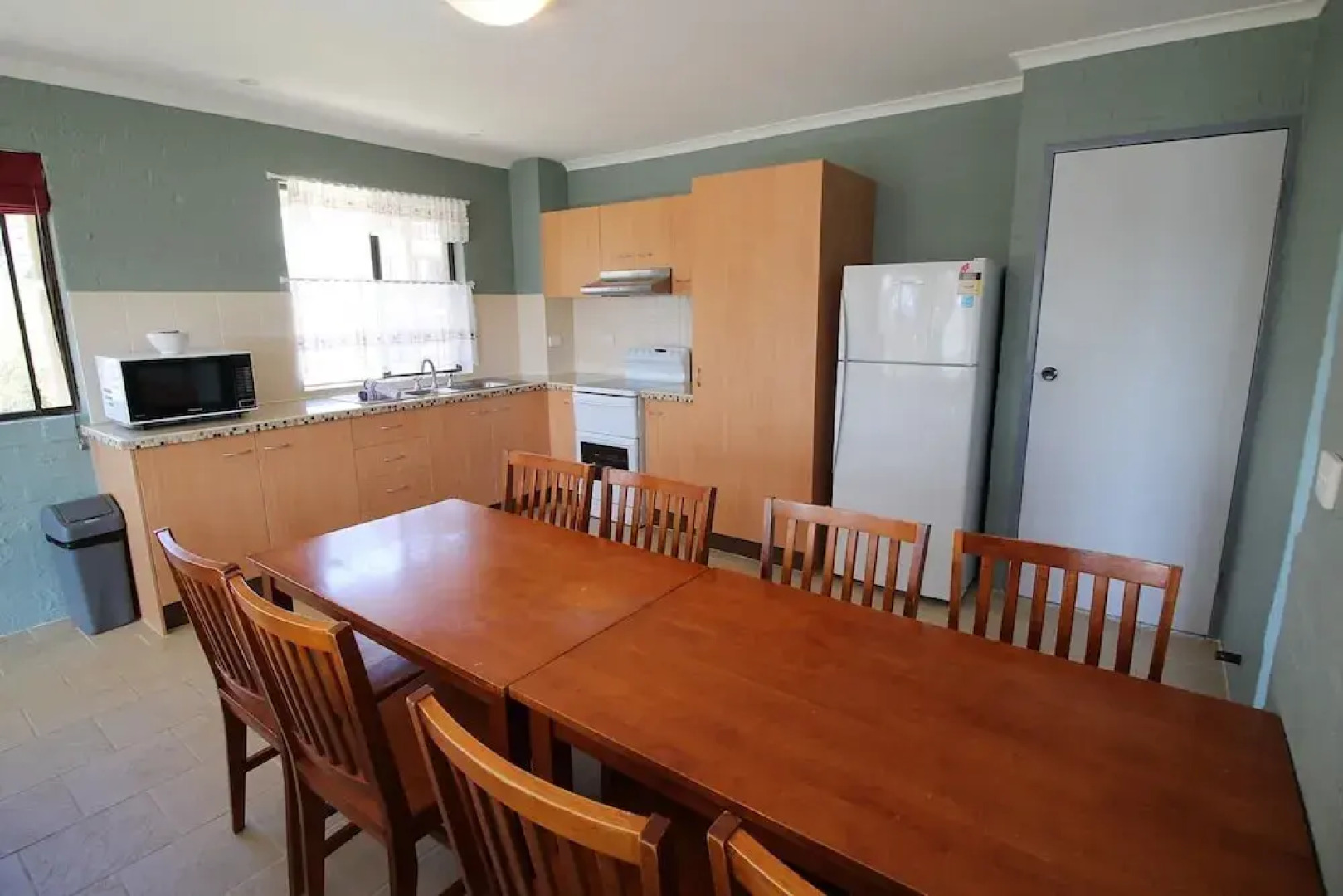 Kirwan Apartment 18 - Large Jindabyne Apartment