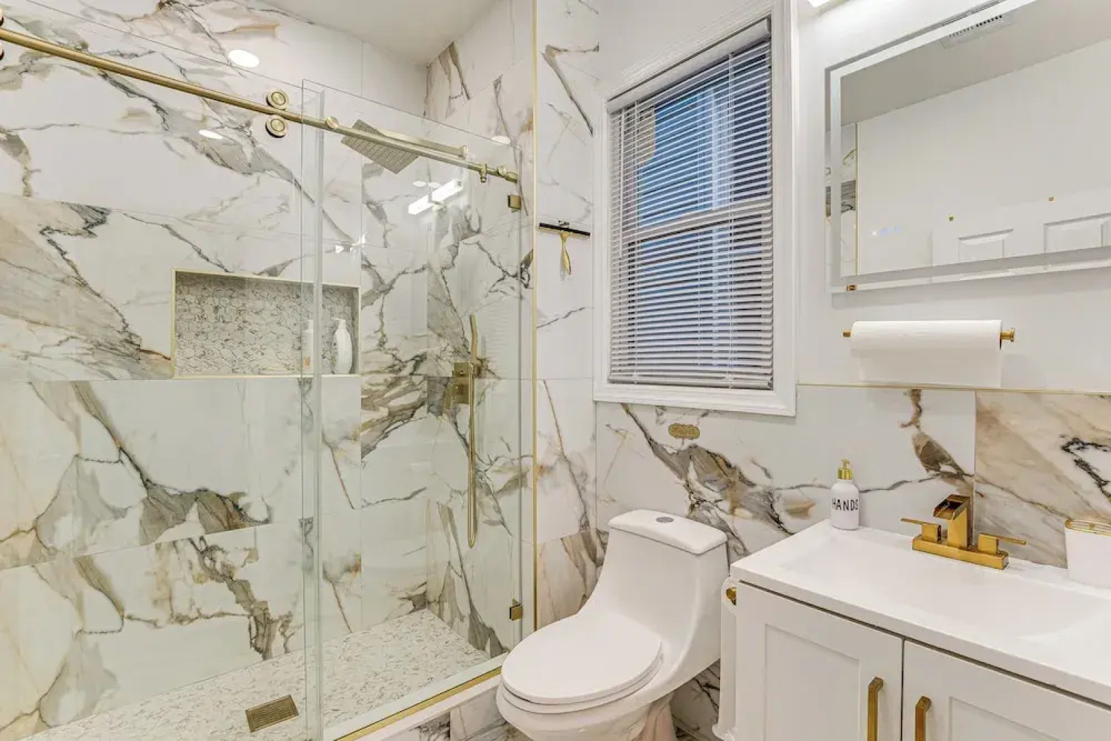 Jersey City Apartment w/ Game Room: 7 Mi to Nyc!