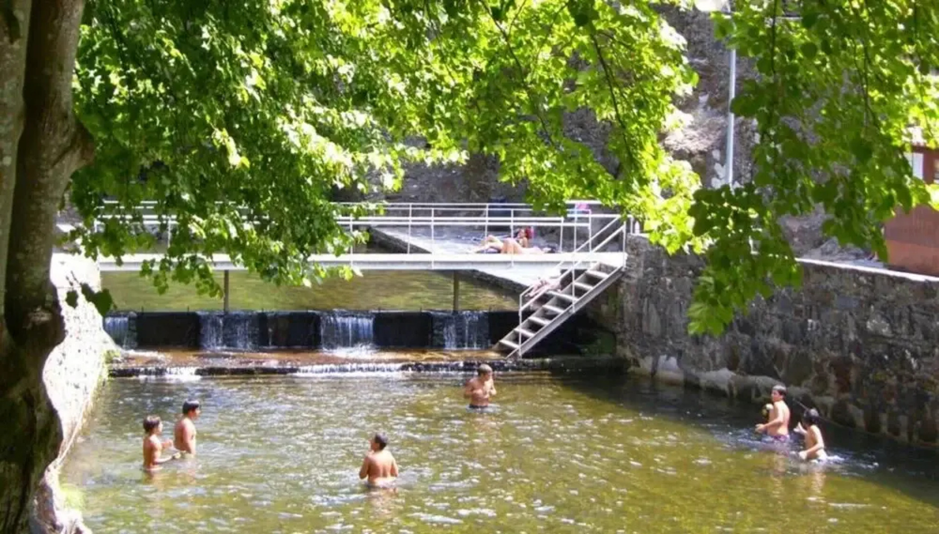 Cabana DE CEU - Aldeias de Xisto Lousa