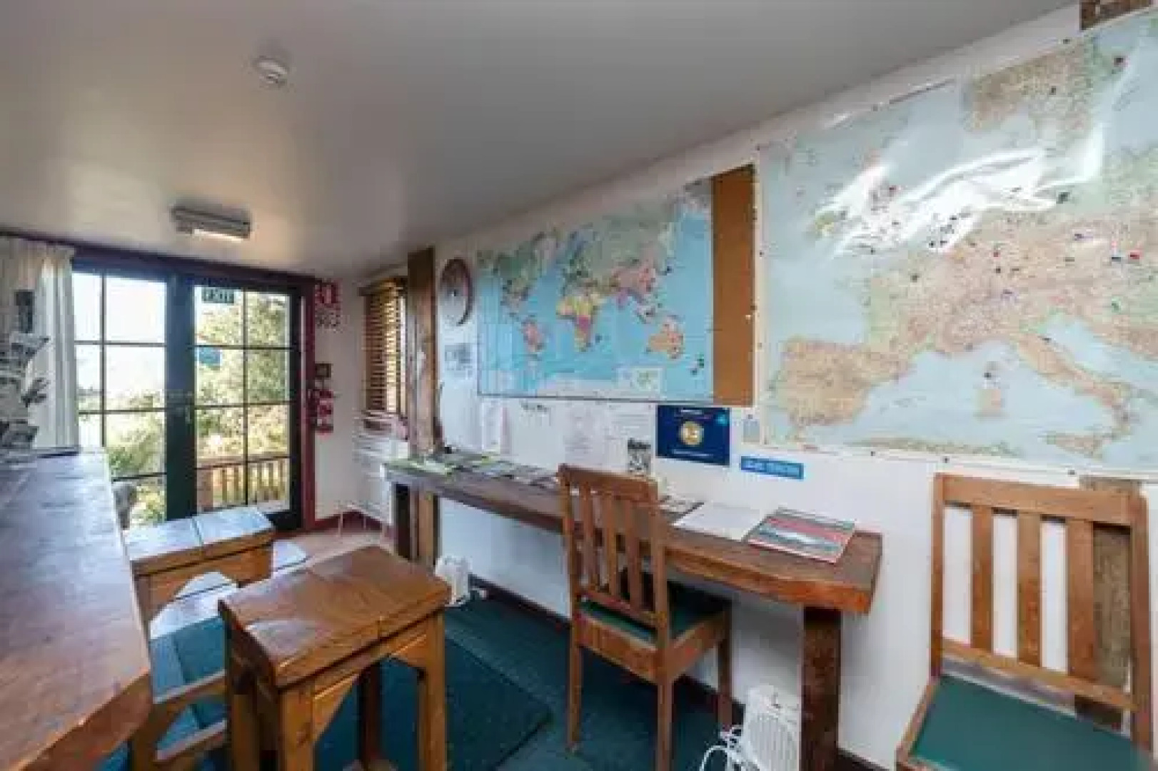 Rusty Nail Backpackers