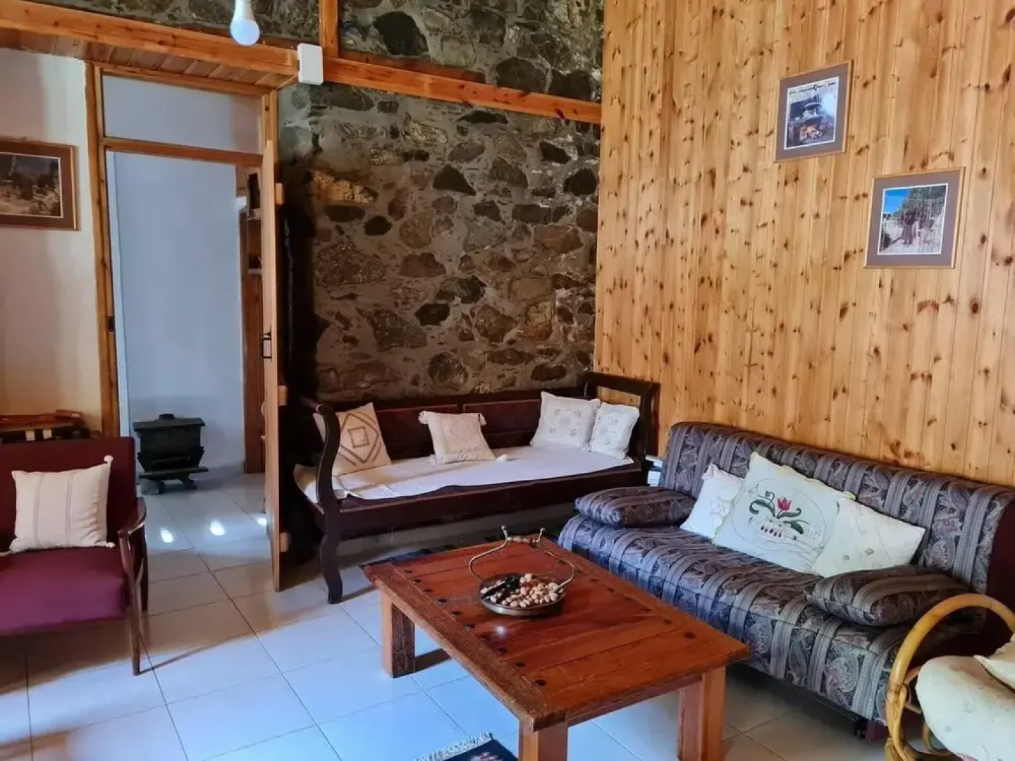 Elpiniki's Old Three Bedroom House