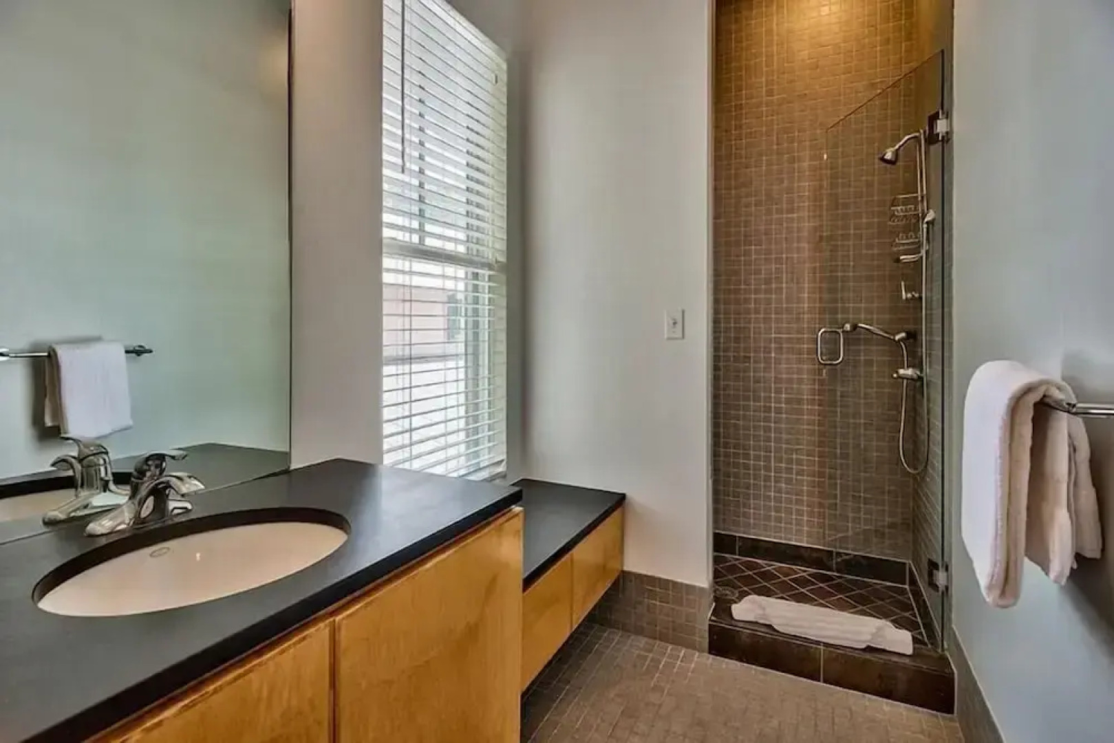 The White House of Watercolor 4 Bedroom Holiday Home by Five Star Properties