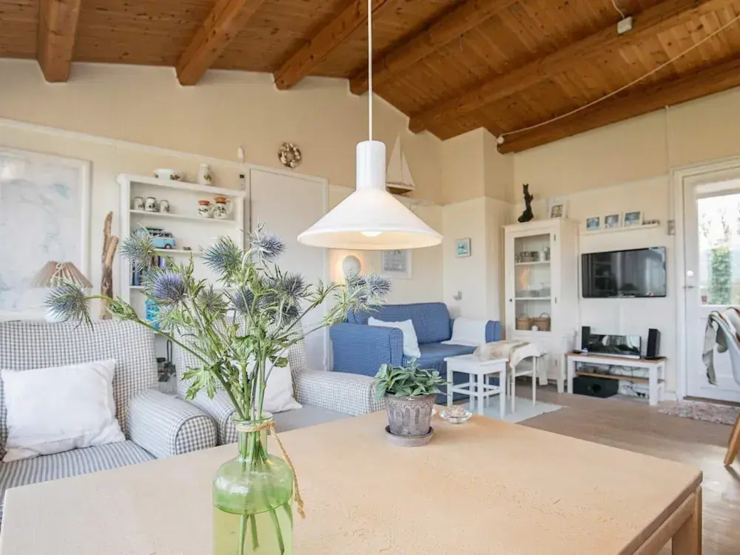 Røllike 24 holiday house