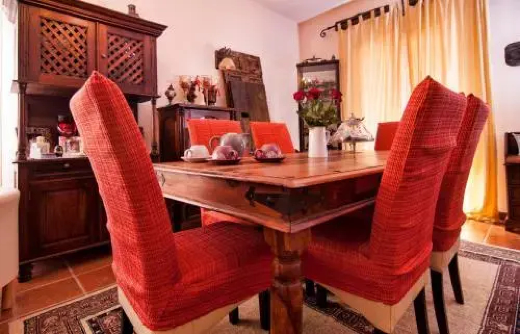 Evelina's Country House