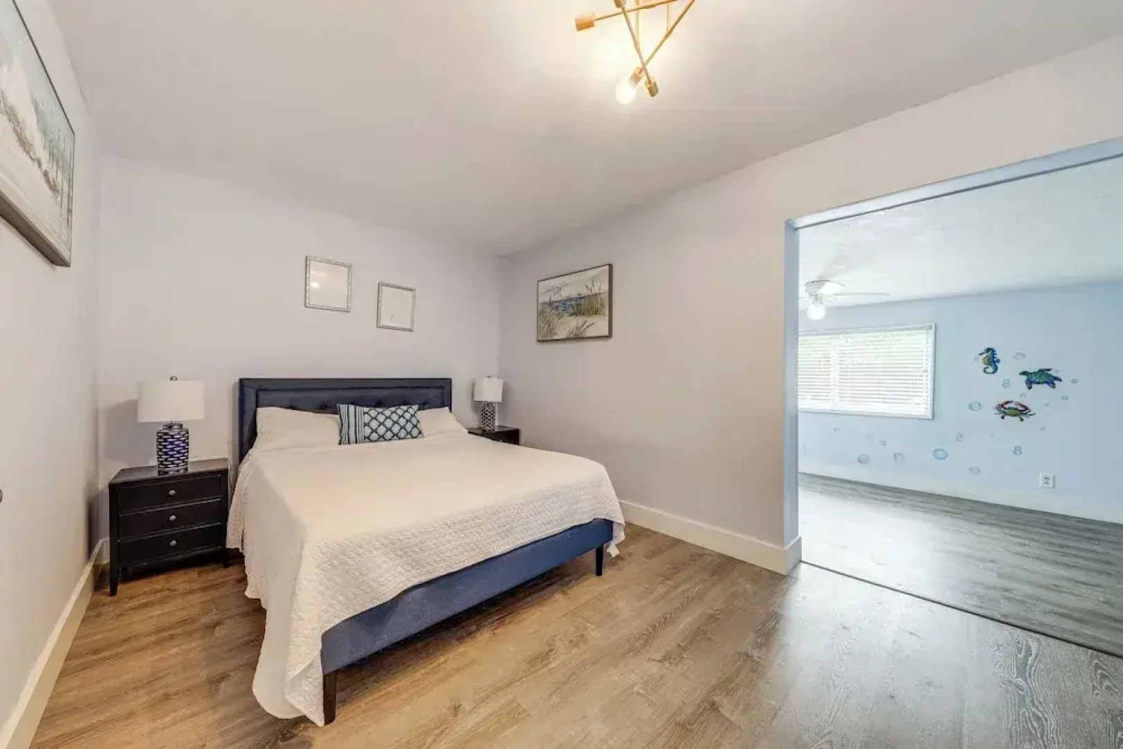 1 Mi to Beach: Sunny Lantana Cottage w/ Pool!