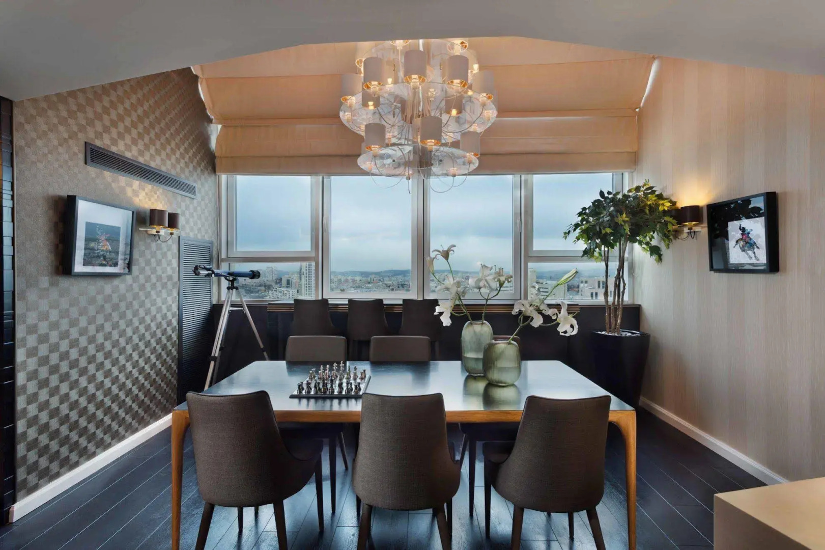 21st Floor 360 Suitop Hotel