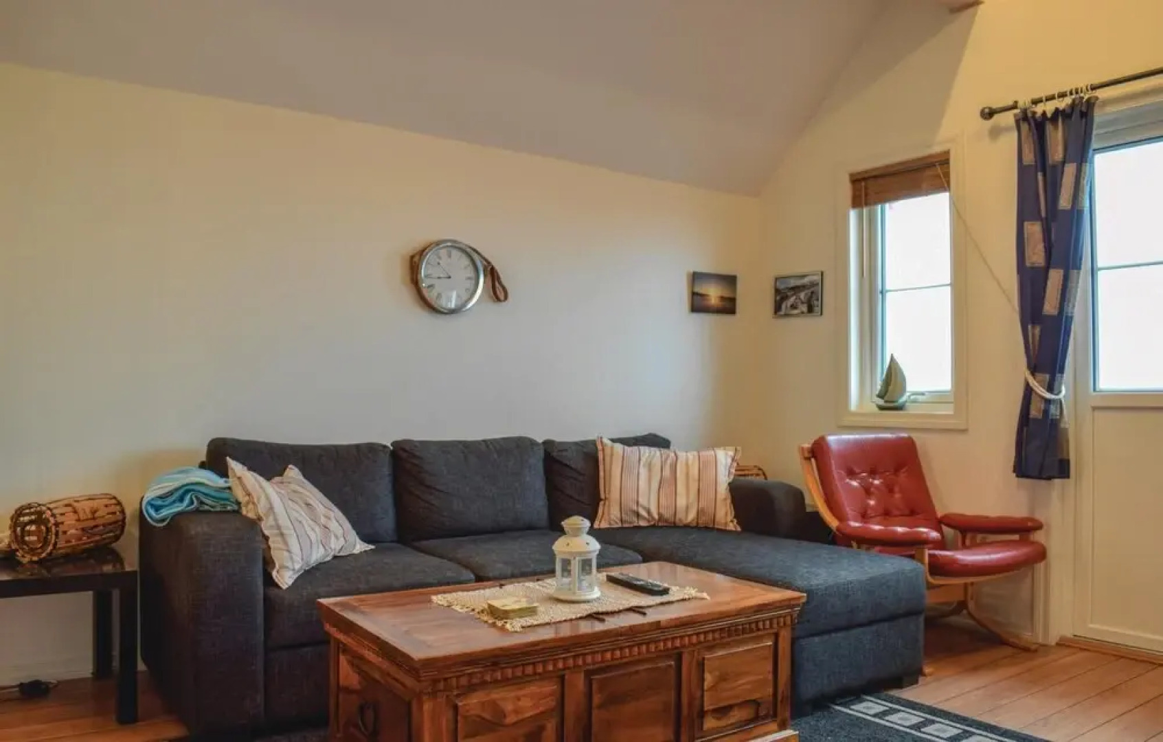 Awesome Home in Bakkasund With 2 Bedrooms and Wifi