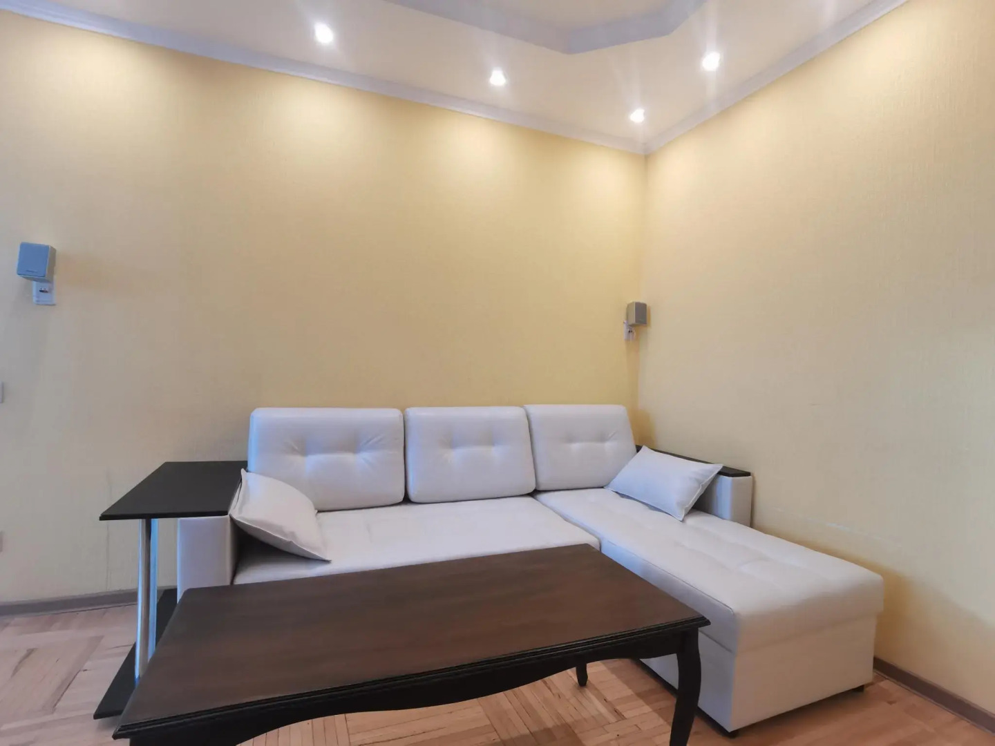 ZNS Rent (ЗНС Рент) на улице Луначарского 63