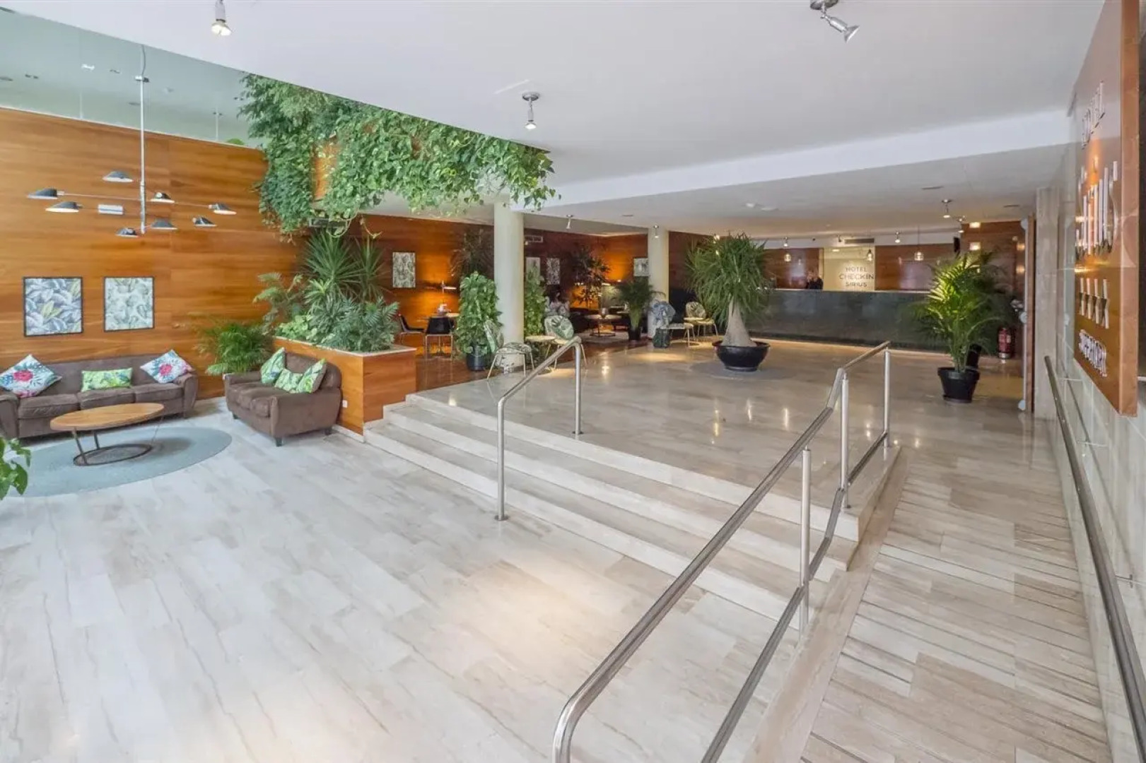 DWO Sirius -Adults Only