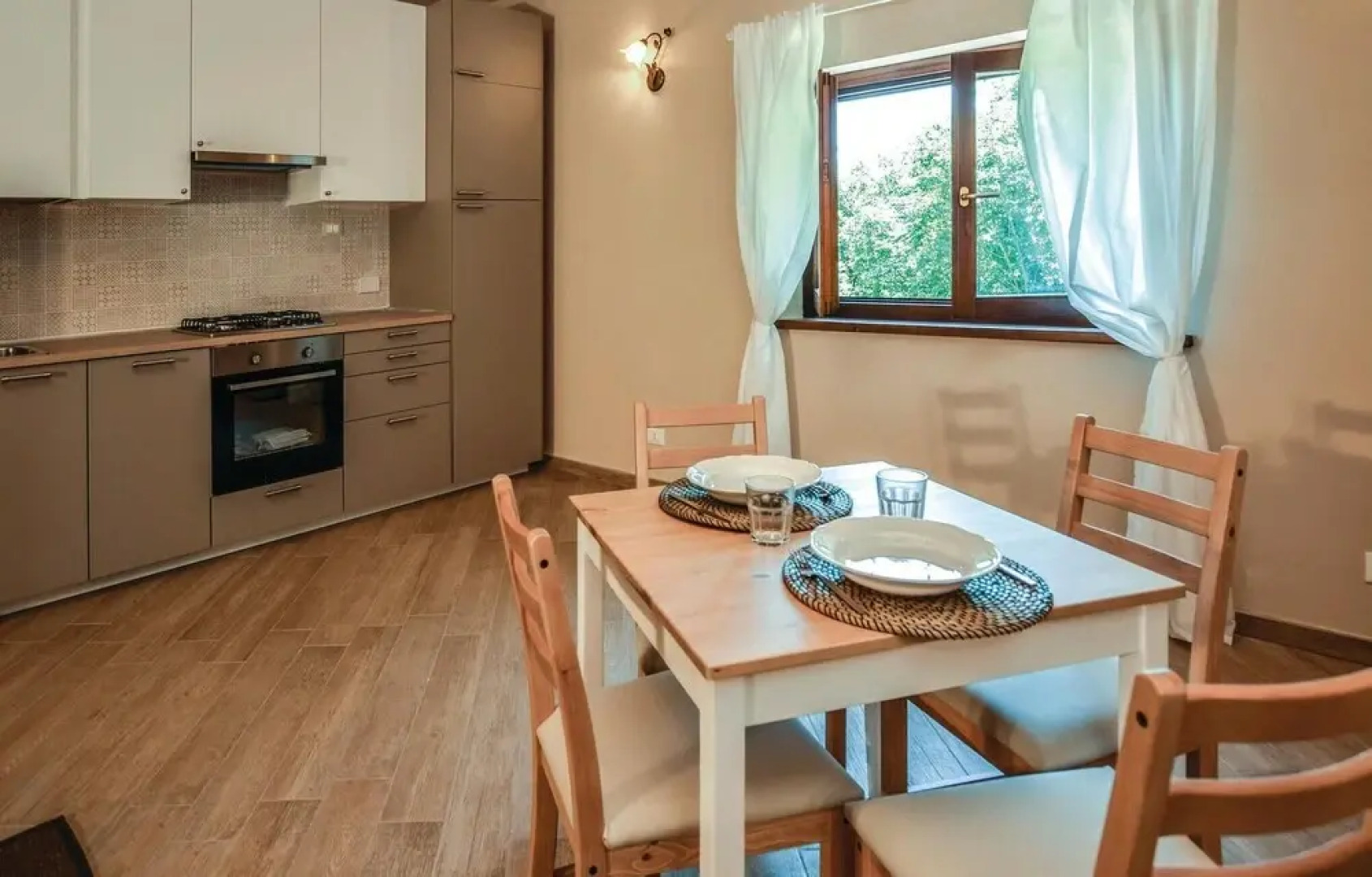 Stunning Home in Fabrica di Roma -lt- With Wifi and 2 Bedrooms