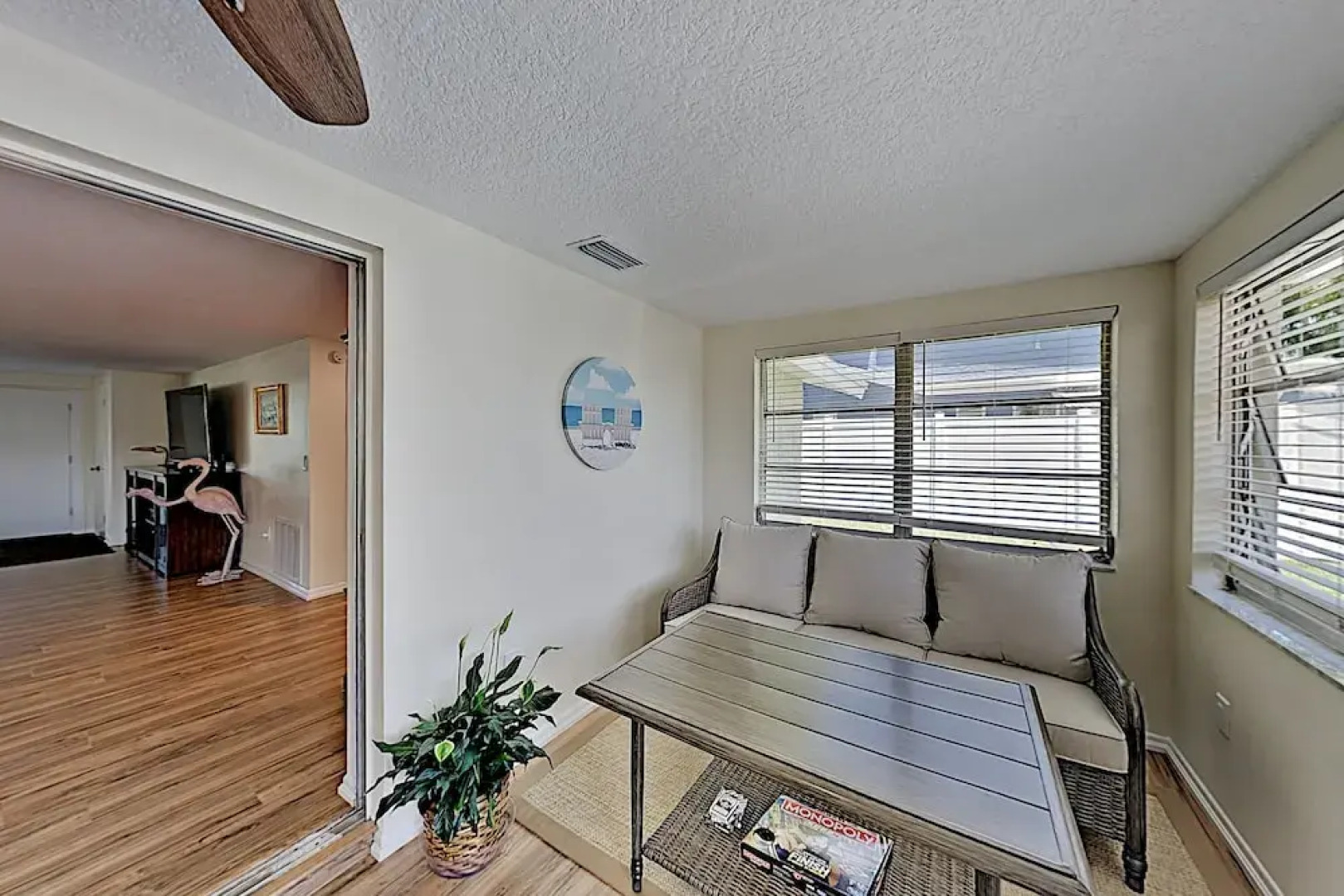 Canal-front Coastal Boat Dock & 2 Kayaks! 2 Bedroom Home