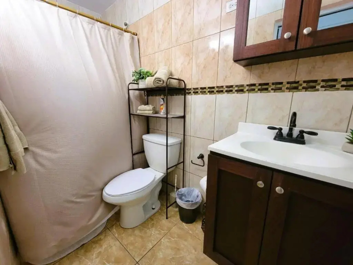 Beachaccess 2 bdr, WiFi, Hammock, Kitchen The Reef 1