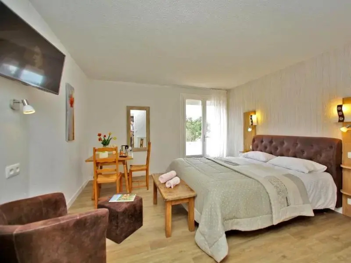 Logis Hôtel le Tropicana