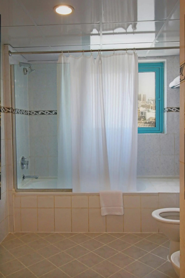 Отель The George Hotel