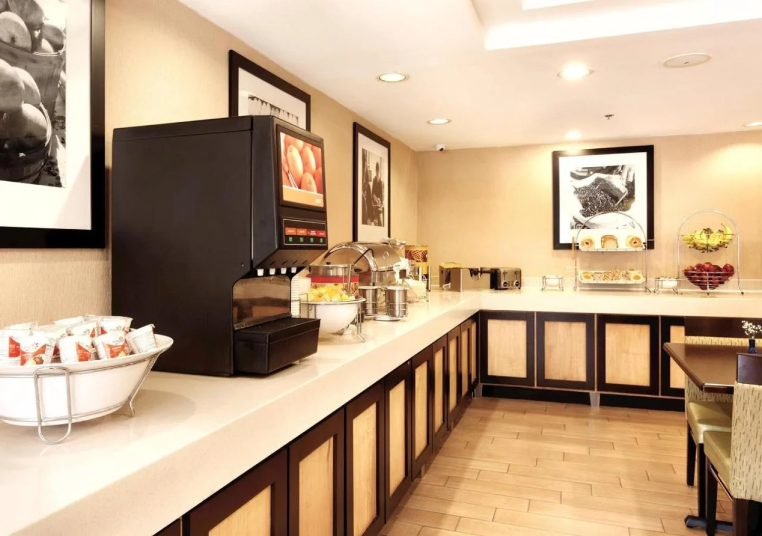 Holiday Inn Express Hartford South - Rocky Hill by IHG