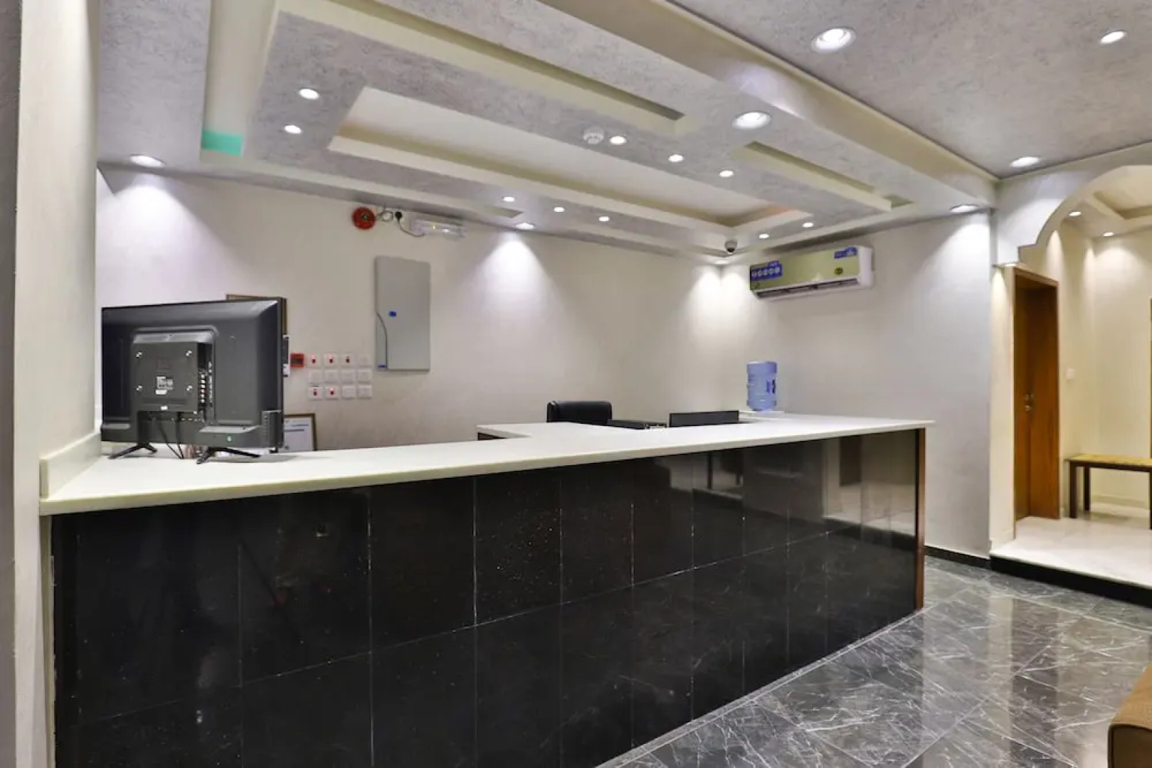 OYO 311 Dorrat Tarff Hotel