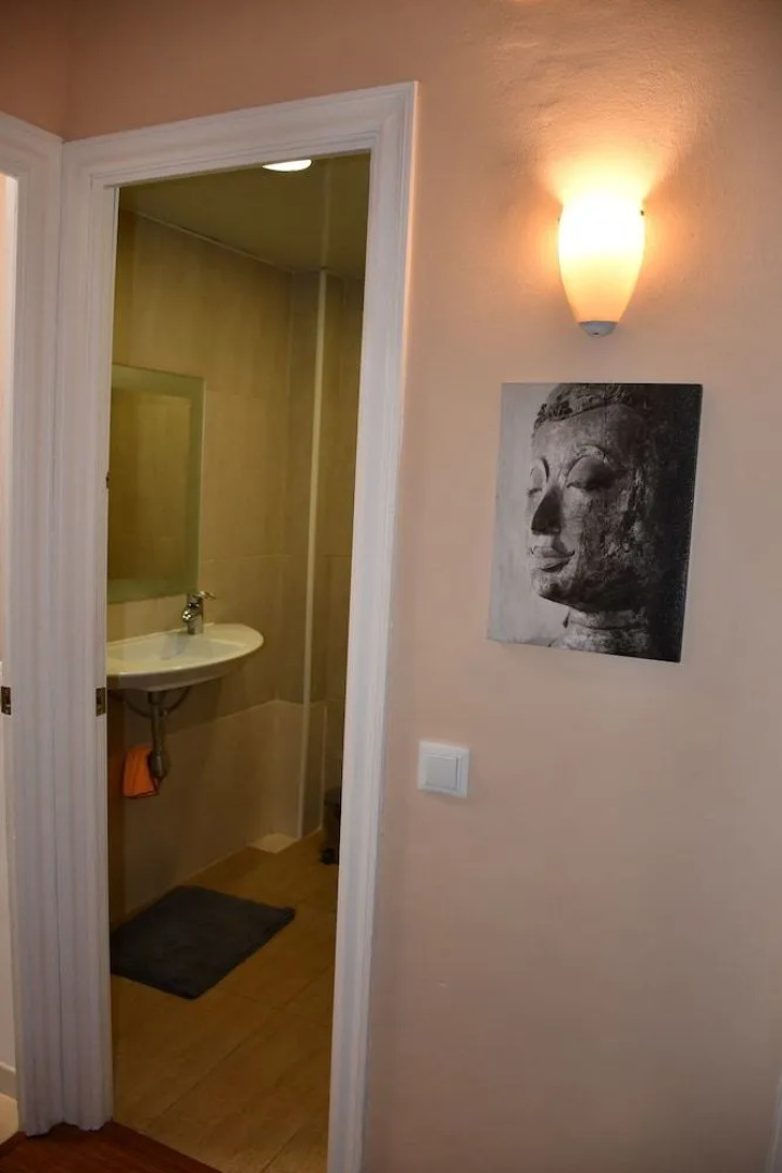 Three Bedroom Apartment in Sants